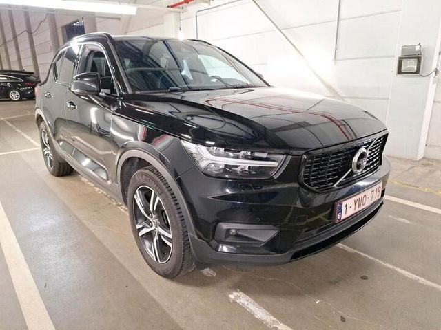 Volvo XC40 T2 R Design*LEDER*Panorama-Dach*Netto-15500