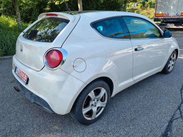 Alfa Romeo MiTo Turismo 1.4Turbo 155PS*Pastellweiß