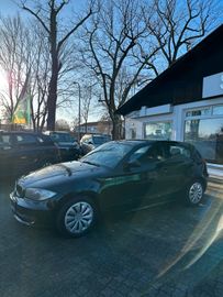 Bild 3 BMW 116 116d 2.0 Diesel ADVANTAGE PDC CD GJR KLIMA