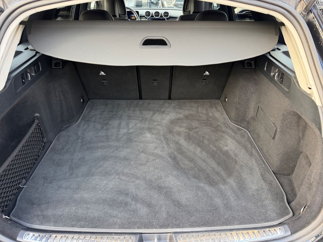 Fahrzeugabbildung Mercedes-Benz C 180 T AVANTGARDE+AHK+LED+CARPLAY+EL.HECKKL+