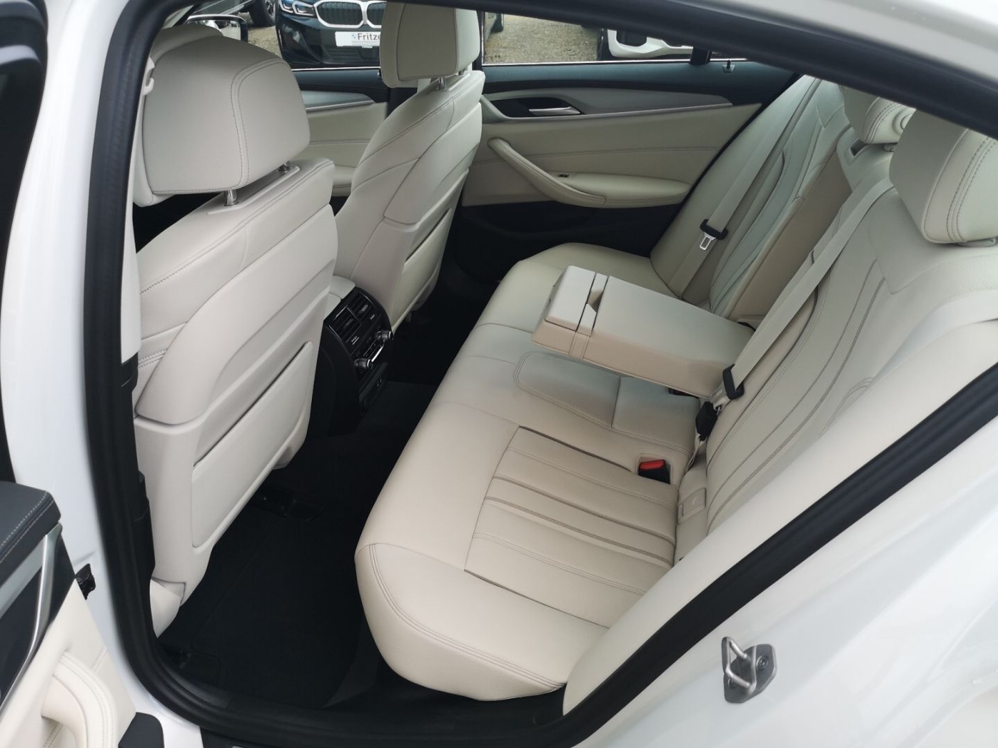 BMW 530 i xDr. Luxury Line LASER LEDER NAVI PDC SHZ foto 16