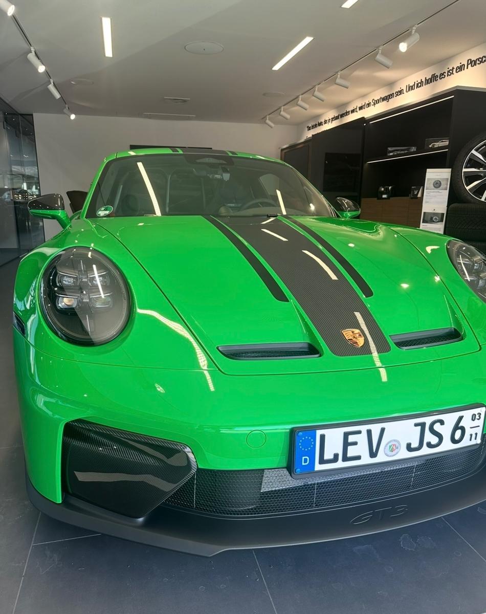 Porsche 992
