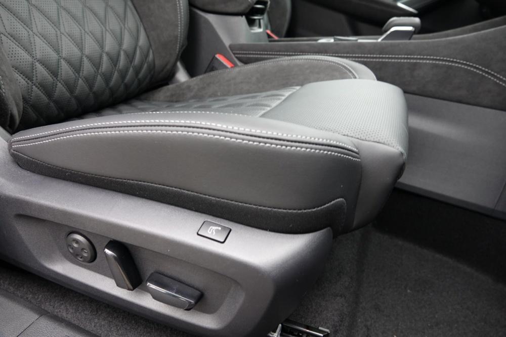 Nissan Qashqai TEKNA+ (plus) ALLRAD BOSE/Panodach/Leder