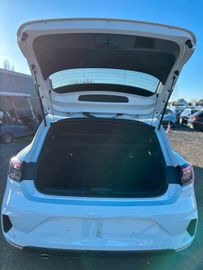 Renault Clio - 8