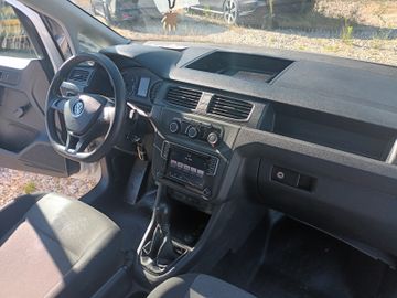 Volkswagen Caddy - 11