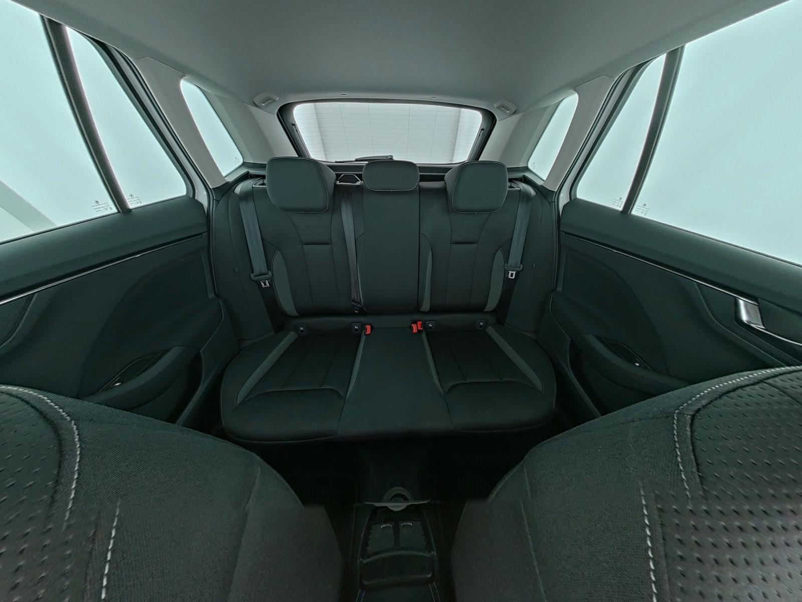 Skoda Kamiq Tour ACC|Kamera|LED|CarPlay|Navi|SHZ|PDC