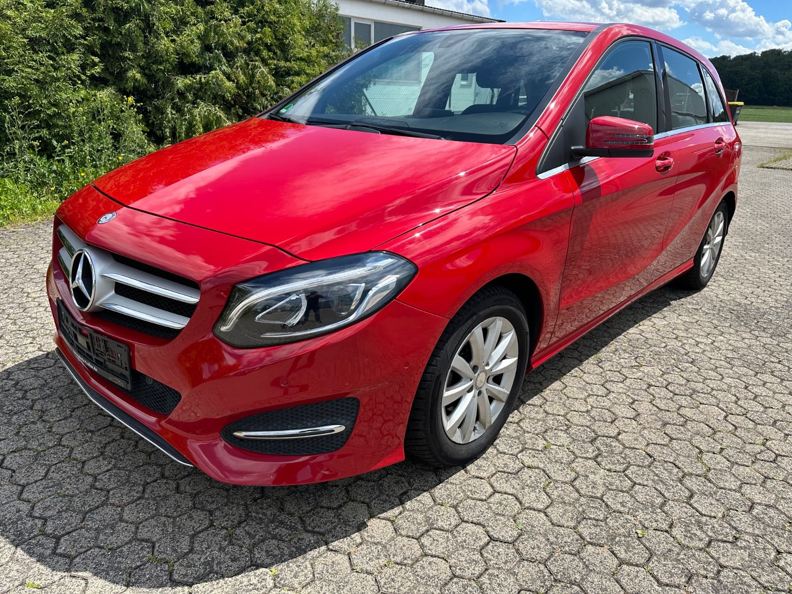MERCEDES-BENZ B 180 B B 180 CDI / d * AHK * Euro 6 * Automatik