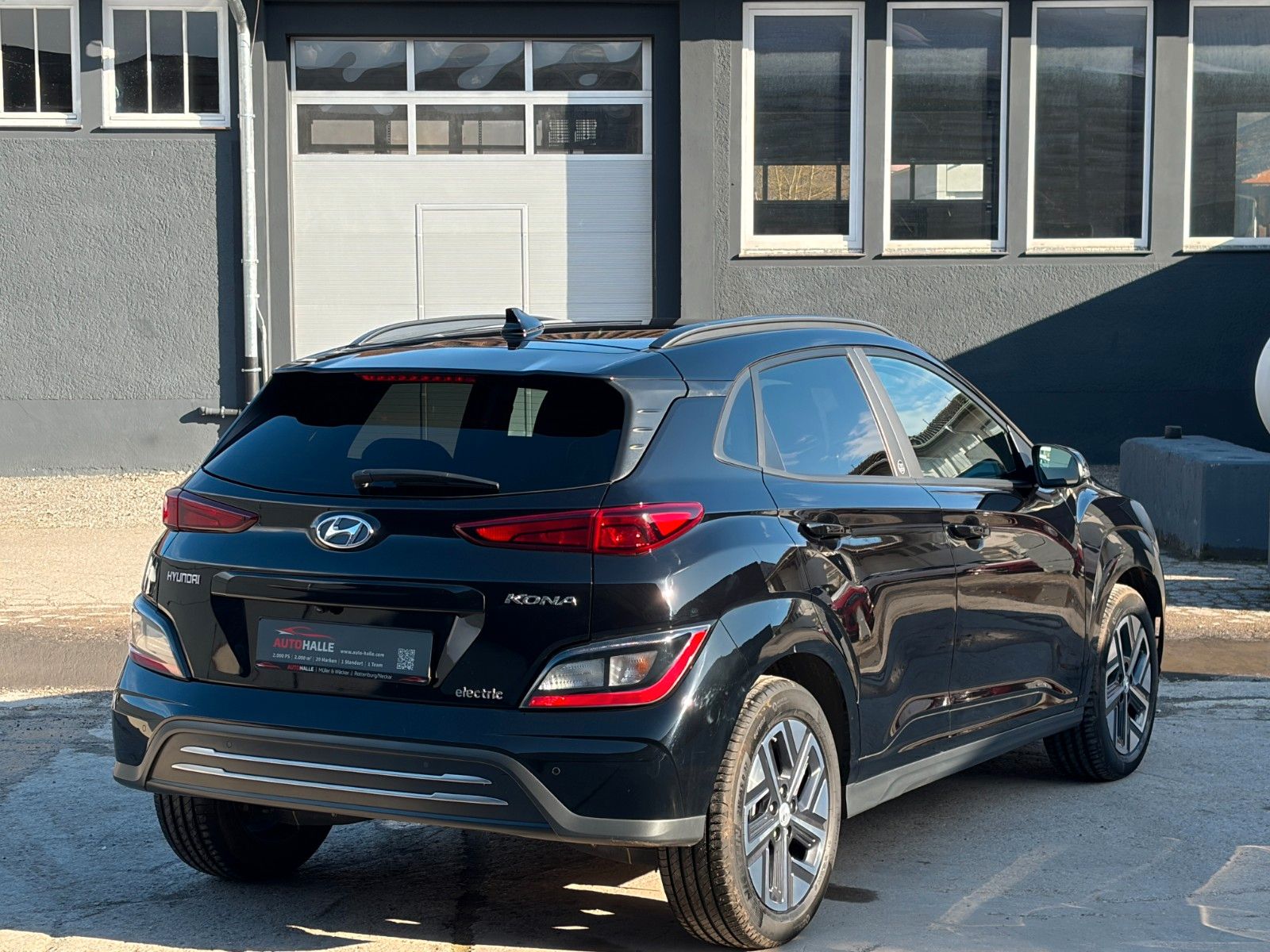 Fahrzeugabbildung Hyundai KONA E Edition 30+ Wärmepumpe CarPlay KRELL LHZ