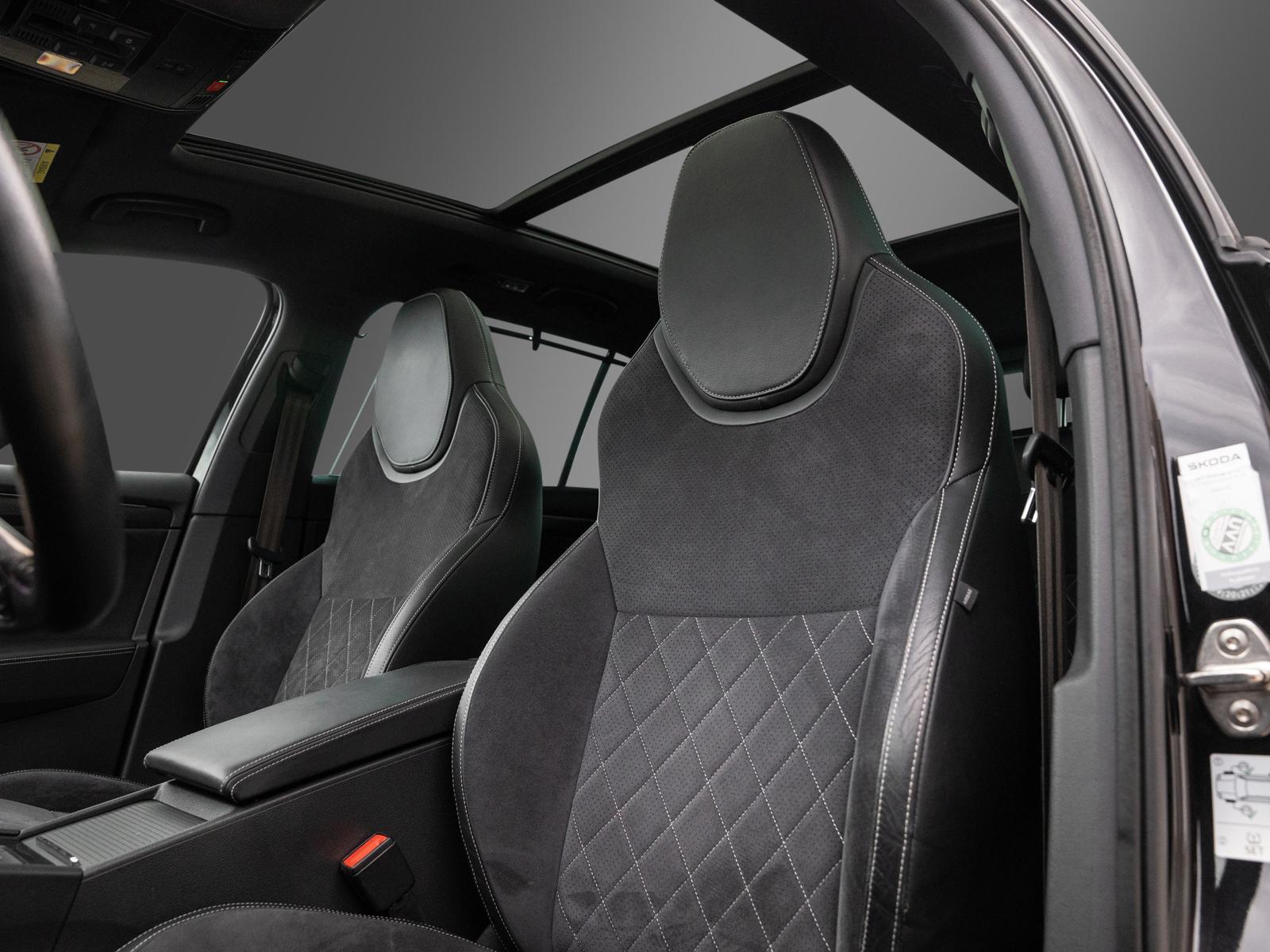 Skoda Superb Sportline PANO Canton AHK 19" Supernova