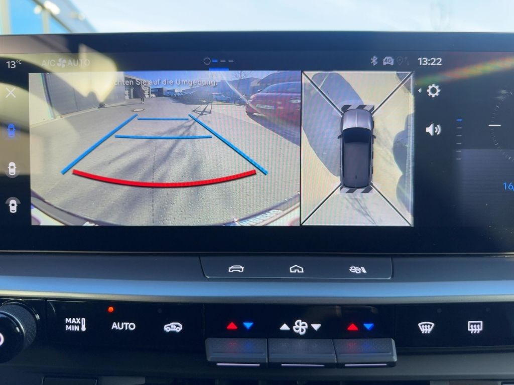 Fahrzeugabbildung Opel Grandland GS Komfort Paket Panoramadach Anhängek