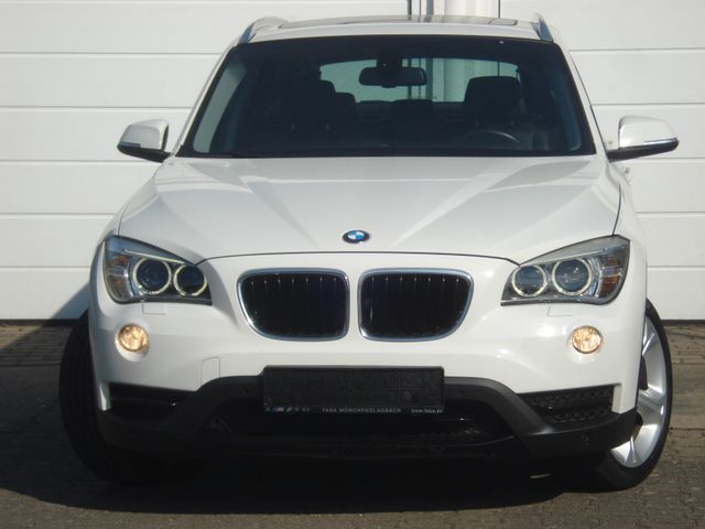 BMW X1 25dA xDrive SportLine Pano Leder Navi Xen AHK