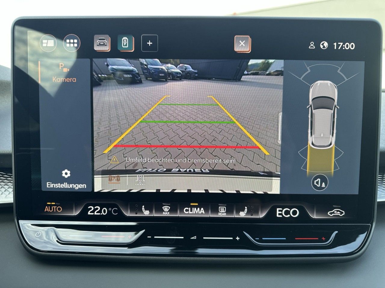 Fahrzeugabbildung CUPRA Terramar 1.5 e-HYBRID 204 PS 6-Gang-DSG - mit KI generiert/bearbeitet