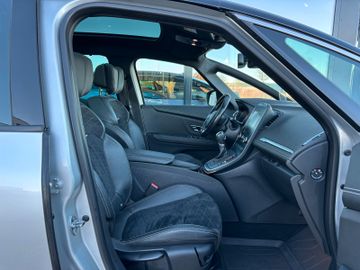 Renault Grand Scenic Black Edition TCe 140 EDC 7-Sitzer