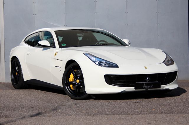 Ferrari GTC4 Lusso, Dt.Fzg. wenig KM, Liftsystem