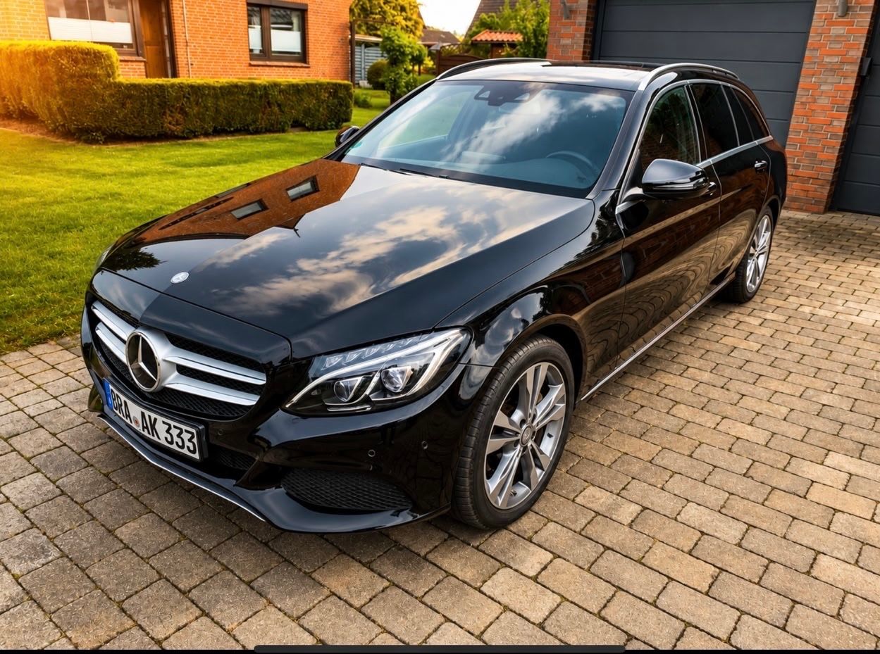 MERCEDES-BENZ C250 StandHz. HUD Distronic Beduft Burmester AHK