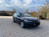 BMW 320i Touring - BMW 320 aus 2003: Kombi