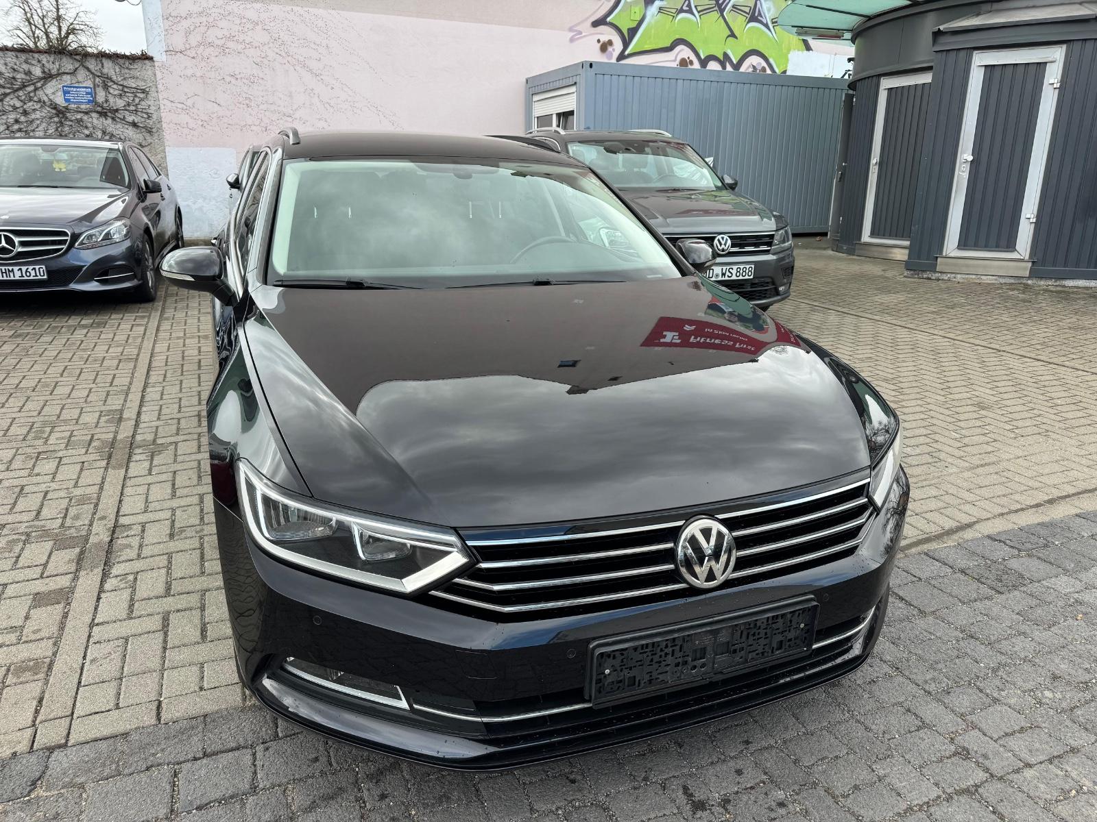Volkswagen Passat  Comfortlin*Navi*Massage*Klima