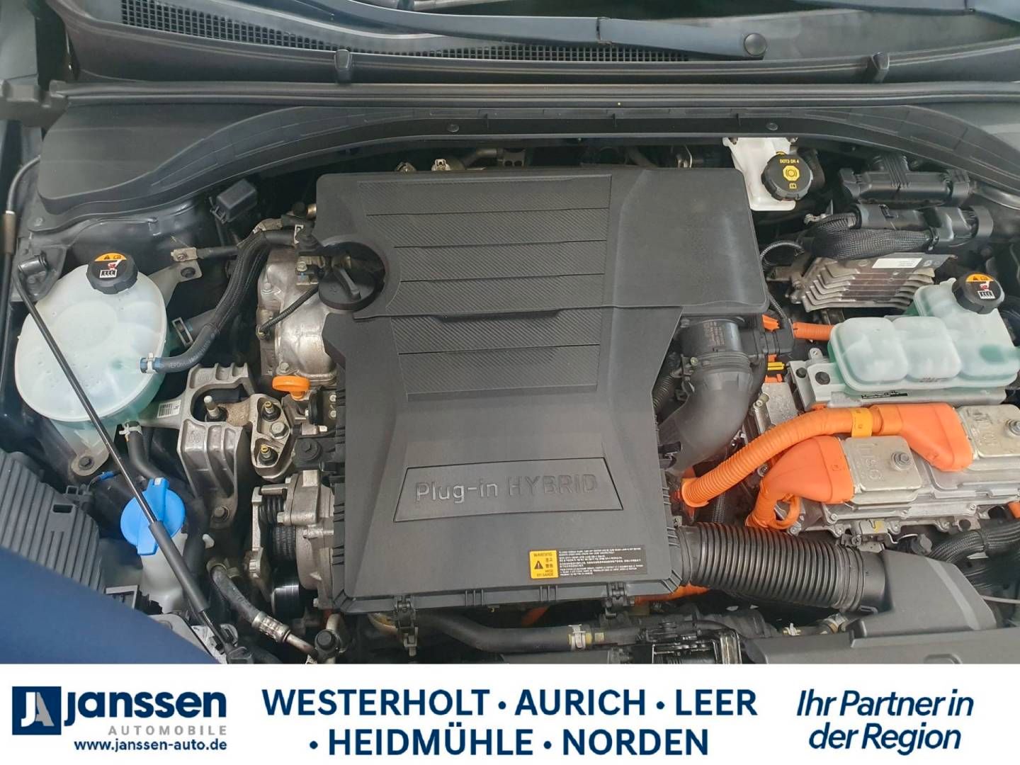 Fahrzeugabbildung Hyundai IONIQ PLUG-IN Hybrid Premium