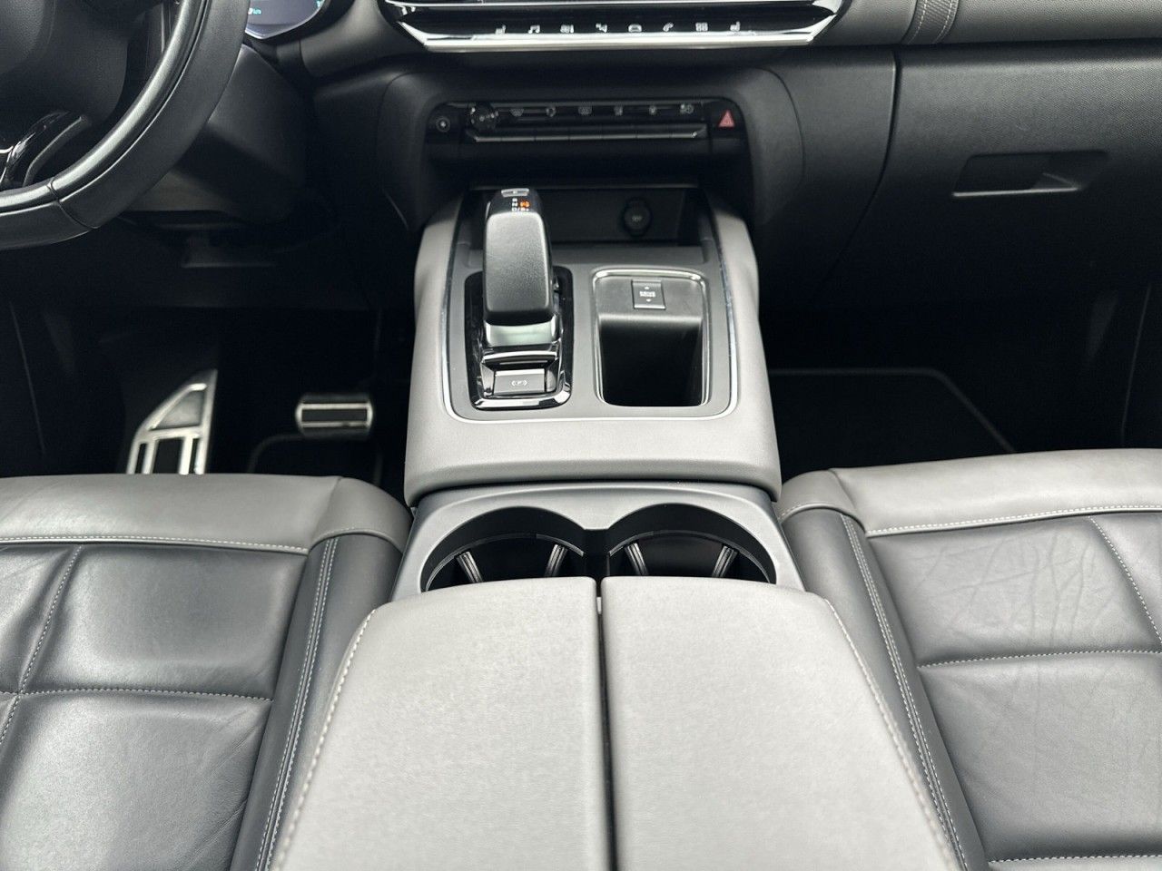 Fahrzeugabbildung Citroën C5 Aircross Shine Pack Hybrid 225PS