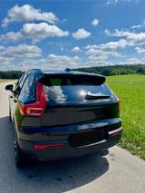 Volvo XC40 B4 Ultra Dark DCT Ultra Dark - Volvo XC40: Ultra Dark