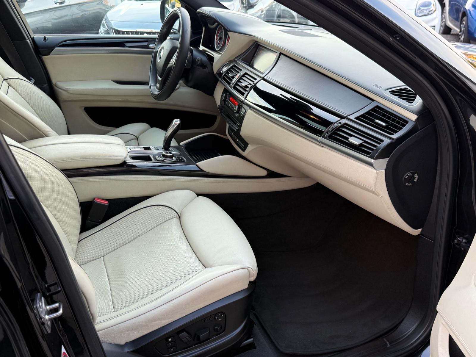 BMW X6 50i XDRIVE 408CH