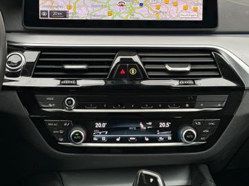 BMW 520 - 12