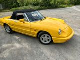 Alfa Romeo Spider 2,0 Giallo /Nero TOP Zustand