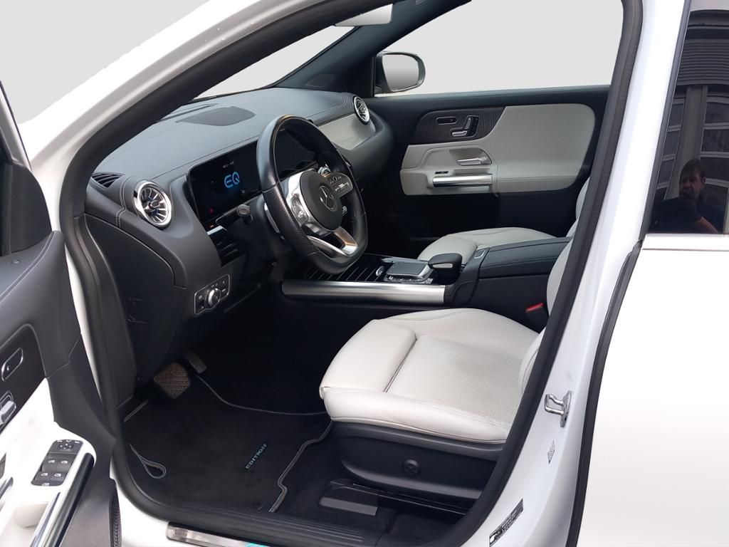 Fahrzeugabbildung Mercedes-Benz EQA 250 AMG*LED*Leder*KeyLess*FAP*PDC*ParkAs*RFK