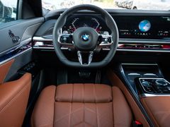 BMW 740 – 12 / 30