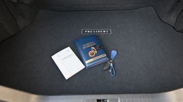 Nissan President (PGF50) – Bild 25