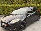 Ford Focus 2,0 EcoBoost ST Leder-Sport-Paket ST - Ford Focus aus 2013: ST
