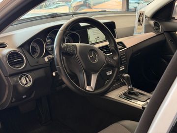 Mercedes C 220 - 9