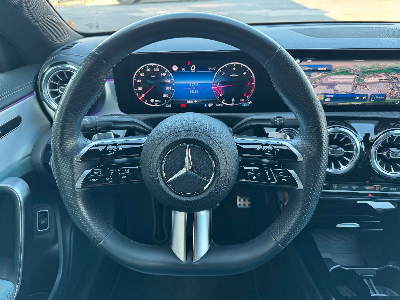 Fahrzeugabbildung Mercedes-Benz CLA 200d AMG+LederGrau+Ambiente+RFK+Night