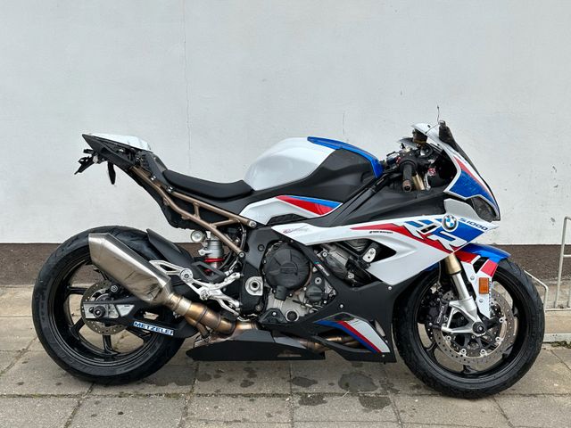 BMW S1000RR MIT STURZSCHADEN *LIEFERUNG MGL*