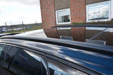 Fahrzeugabbildung Volkswagen Touareg R-Line 4Motion Black Style NETTO EXPORT