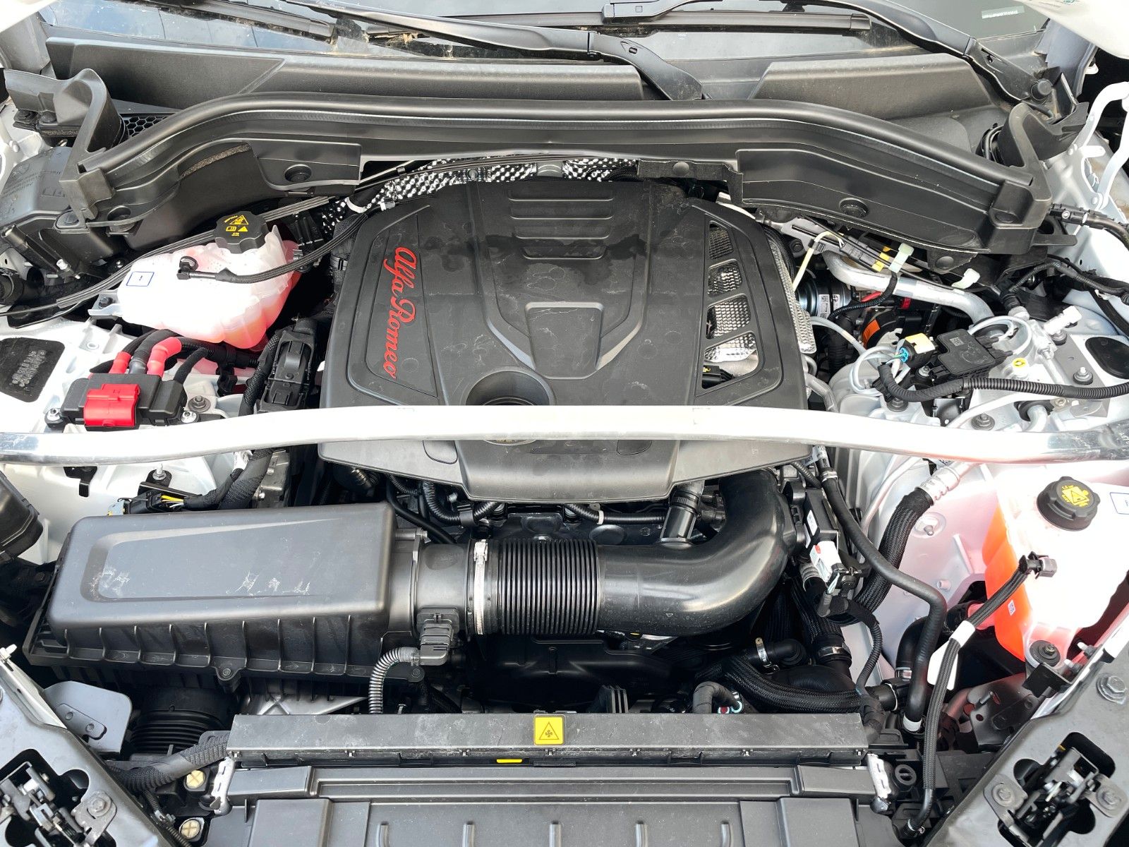 Alfa Romeo Stelvio - Bild 30