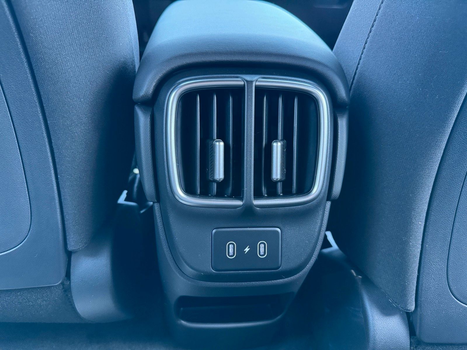 Fahrzeugabbildung Hyundai IONIQ 6 Dynamiq Elektro53kWh Panorama Wärmepumpe