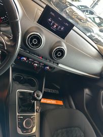 Audi A3 attraction **BiXENON*TÜV*KLIMA*TEMPOMAT*