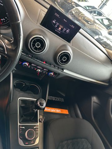 Audi A3 attraction **BiXENON*TÜV*KLIMA*TEMPOMAT*