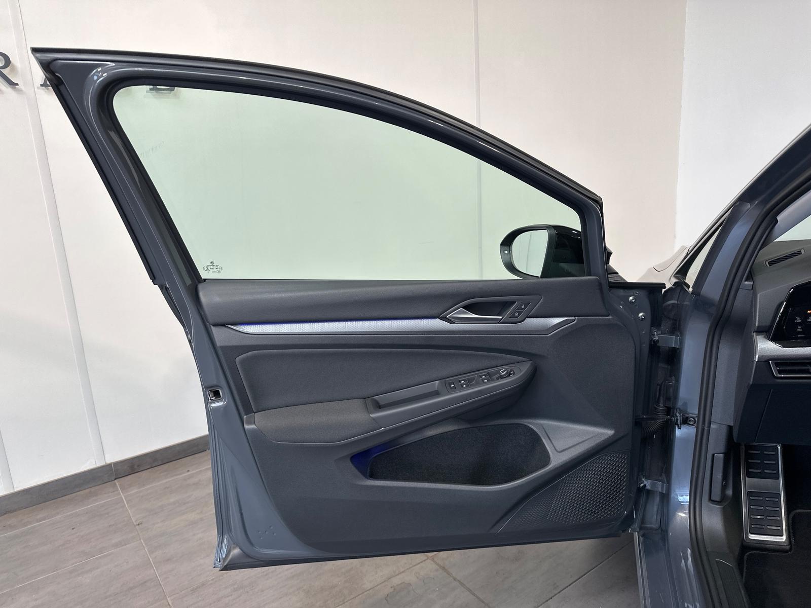 Volkswagen Golf 2.0 TDI DSG Active NAV+LED+AHK+KAM+SHZ, миниатюра 6