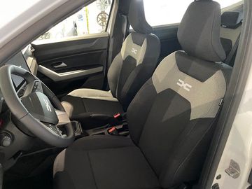 Dacia Bigster TCe 140 Essential