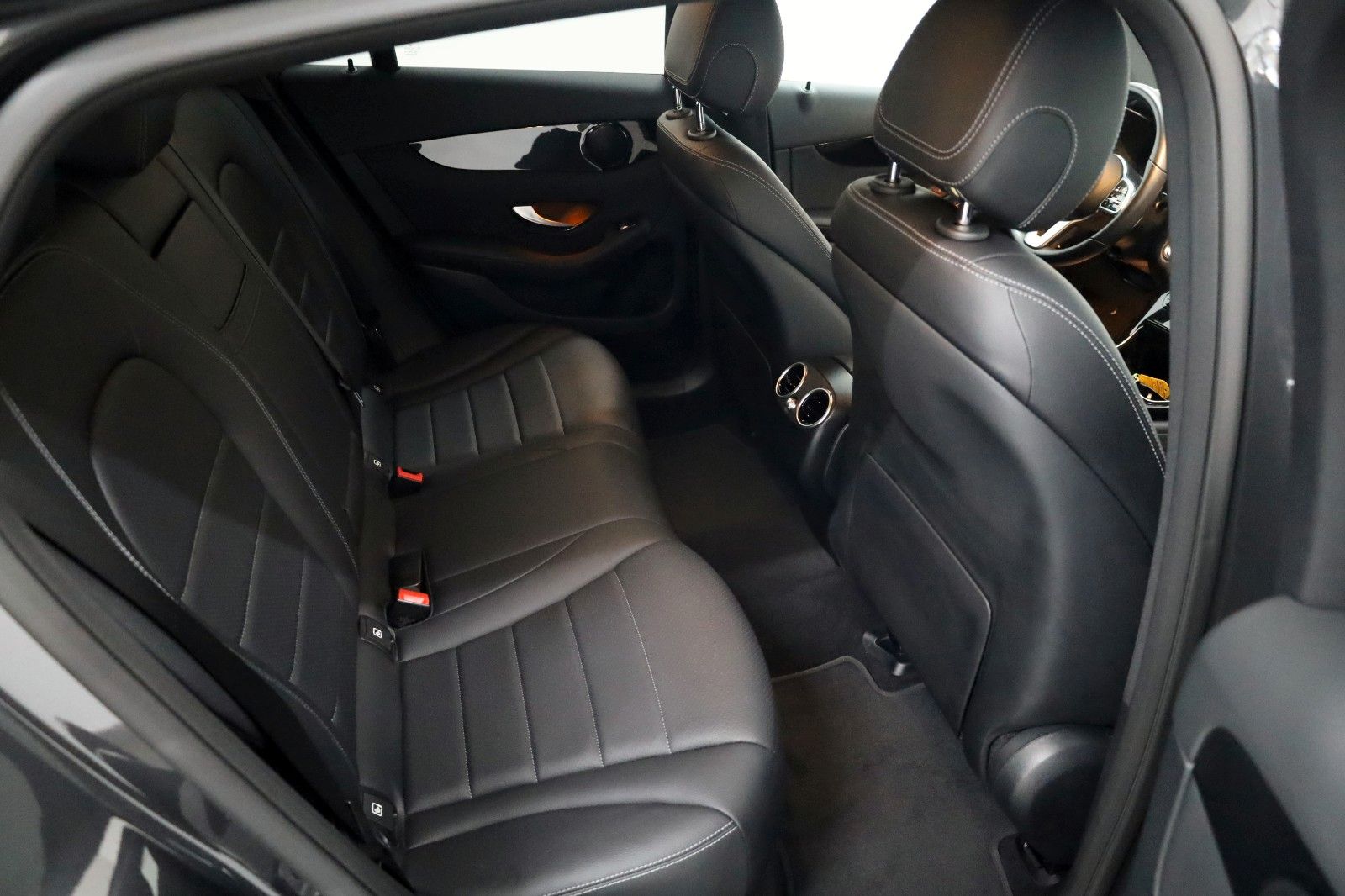 Fahrzeugabbildung Mercedes-Benz GLC 300 de 4M,Chrom-Pak,LED,KAM,PDC,VIRTUAL