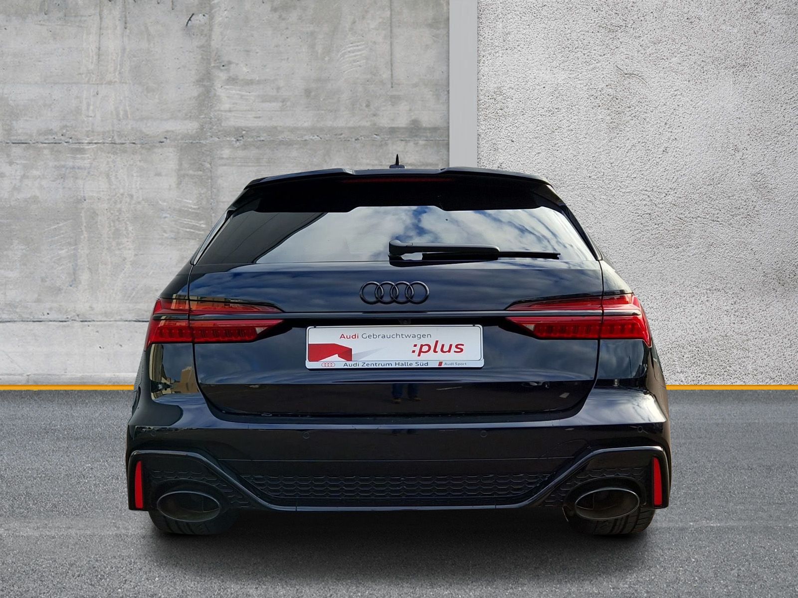 Fahrzeugabbildung Audi RS6 Avant DYNAMIK+ KERAMIK AHK NACHT LUFT B&O