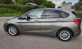 BMW 218 Active Tourer 218i Advantage, Navi, AHK, Alu - BMW 218 Active Tourer von privat