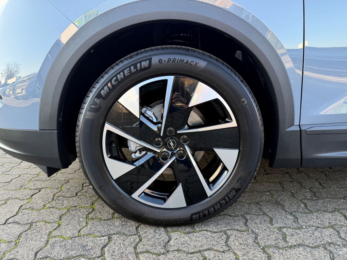 Fahrzeugabbildung Opel Grandland 1.2 GS +SHZ+LHZ+Kamera+Allwetter