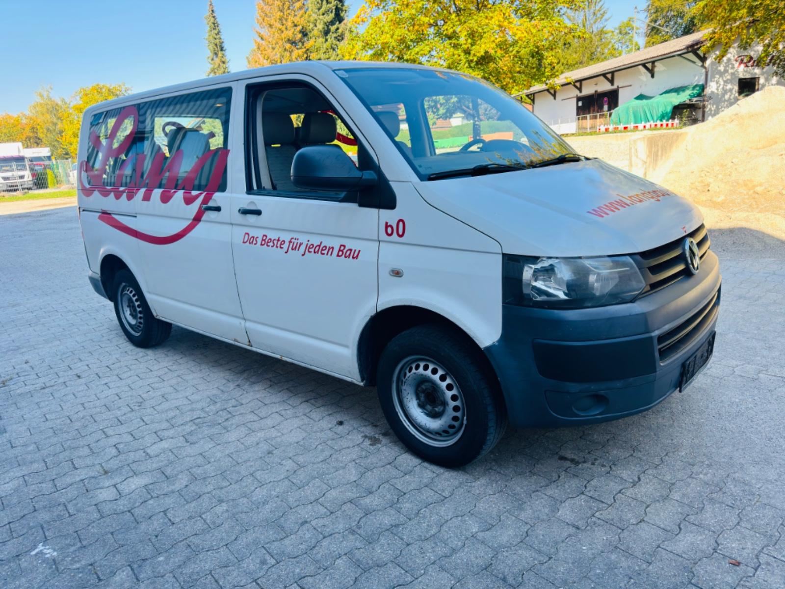 Volkswagen Caravelle 2010 — photo 6