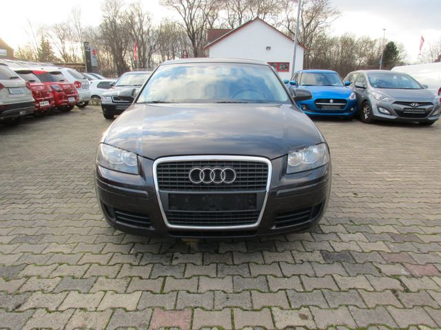 Audi A3 Sportback 1.6 FSI Ambiente