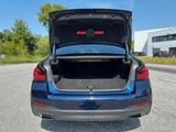 BMW 545e xDrive MSport TANSANITBLAU / 8-fach Räder - : Metallic, Tansanitblau