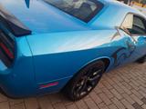 Dodge Challenger 5,7 R/T Automatik gepflegt - Dodge Challenger von privat