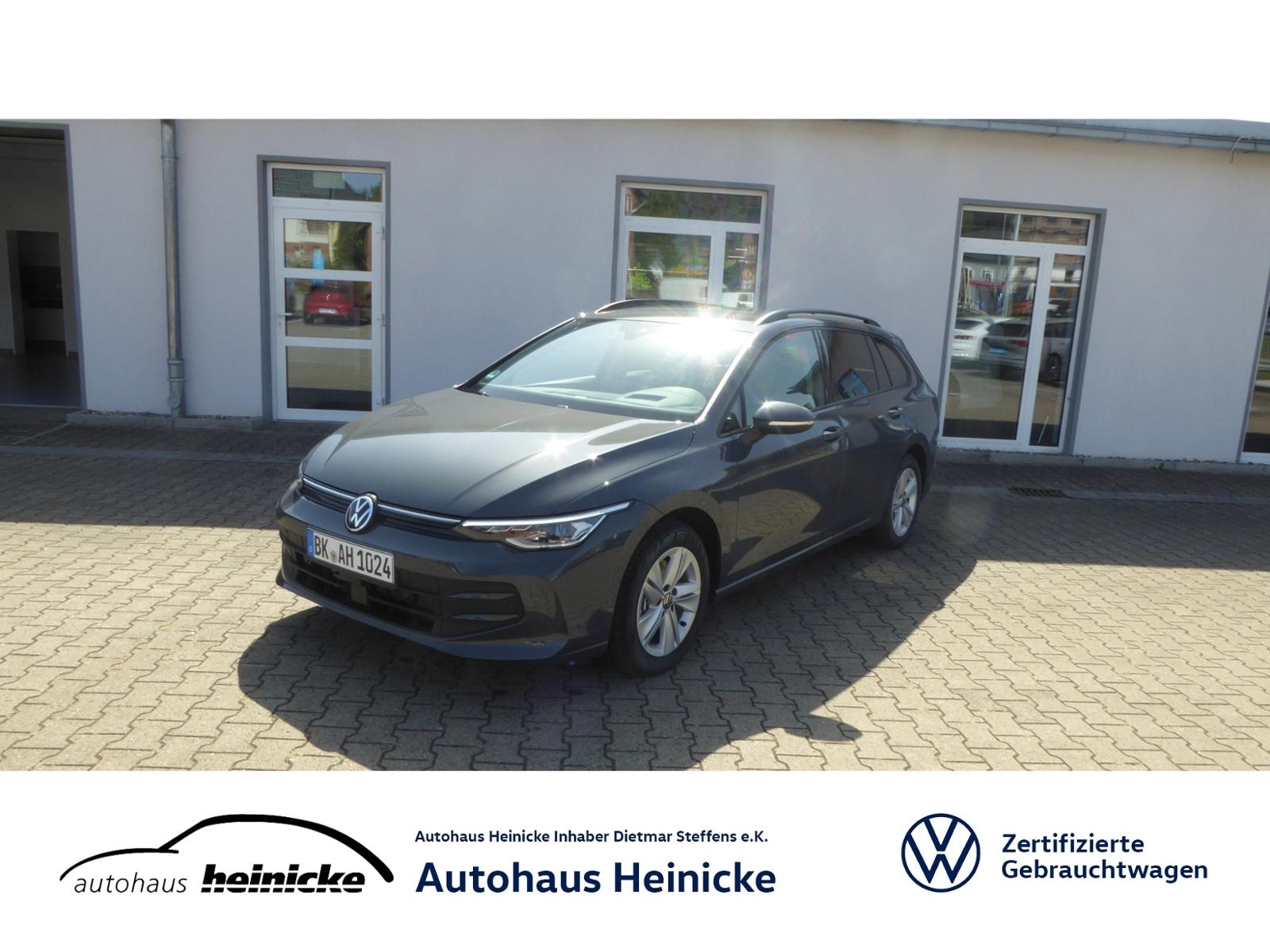 Volkswagen Golf VIII Variant LIFE 2.0 TDI DSG LED NAVI ACC